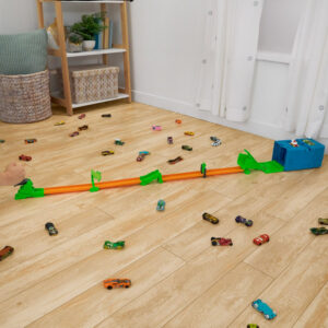 hot wheels baanset met 1 hot wheels auto baanbouwset met giftige kleuren 03