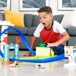 Hot Wheels Mario Kart Slam Stroomkring Racebaan met Super Mario Bros Figuur 03